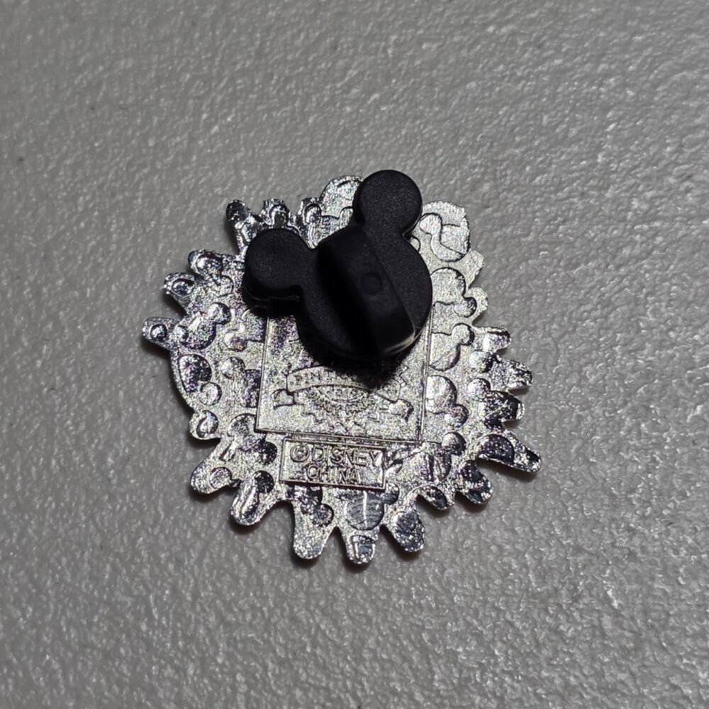 EUC Disney Minnie Mouse Starburst Trading Pin - Picture 2 of 2